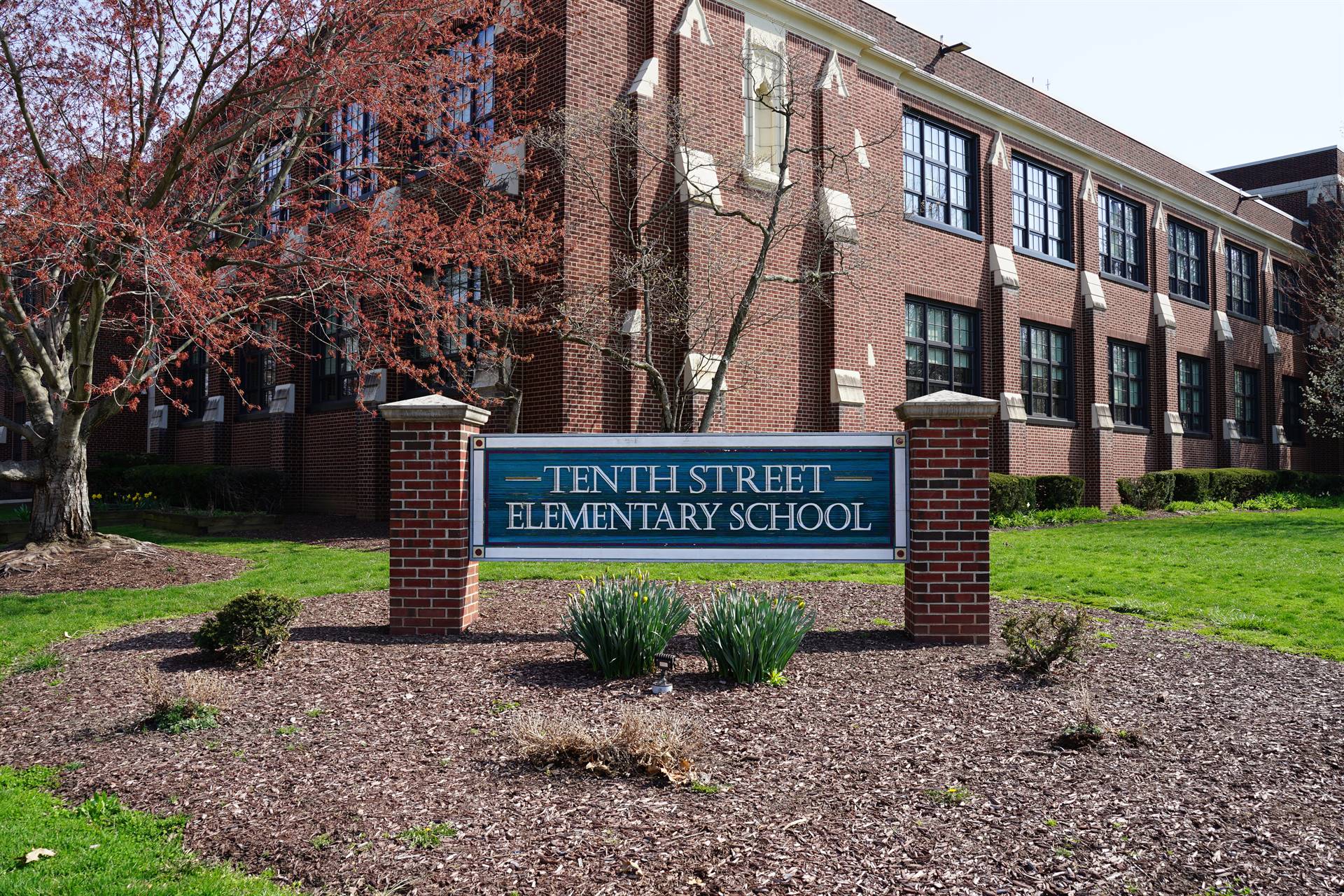 Tenth Street Elementary